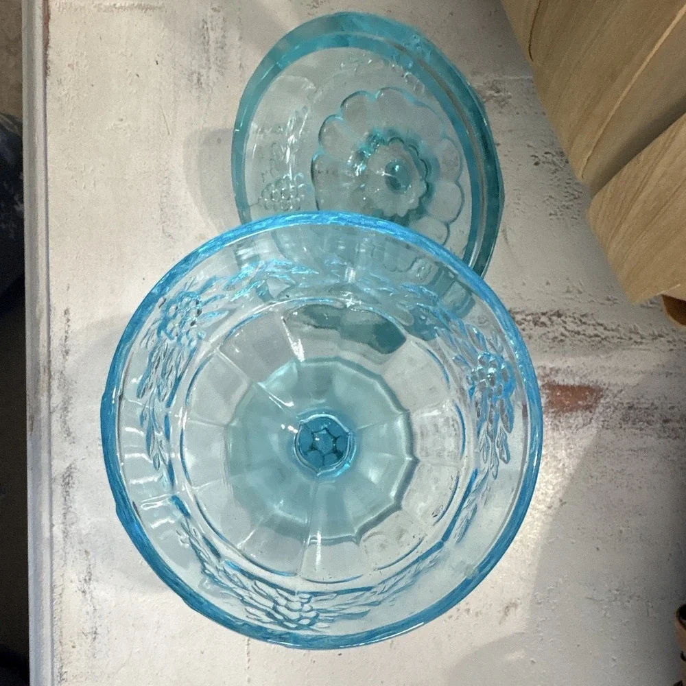 Blue Westmoreland Glass Pedestal Covered Dish/Candy w/ Lid Round Grapes/Leaves